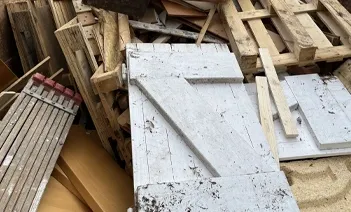 Altholz (A I – A III)